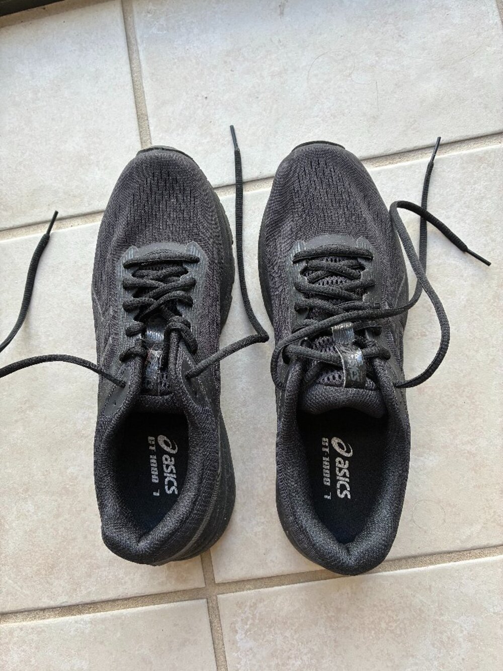 Black Aasics Shoes - Size 10 (fits like 9)